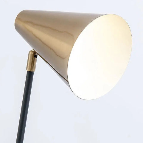 Modern Minimalist Iron Table Lamp Decorative Design