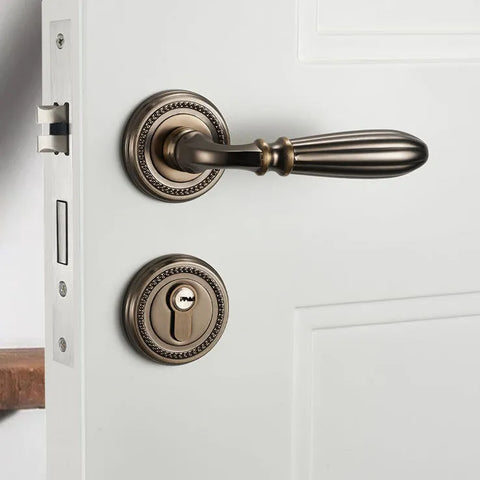 Indoor Silent Wooden Door Lock Bedroom Magnetic Split