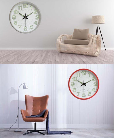 Glow-in-the-Dark Luminous Quartz Clock