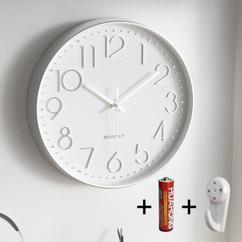 Silent Round Minimalist Quartz Clock
