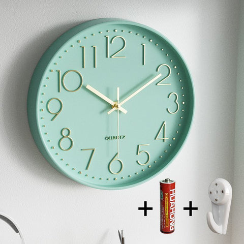 Silent Round Minimalist Quartz Clock